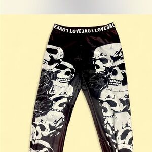 Black Skull Print Leggings